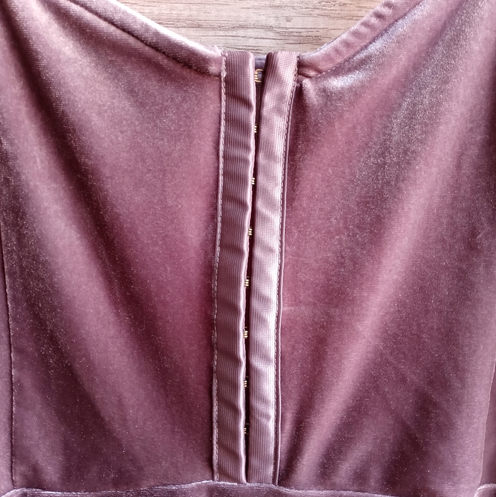 LAVENDER TIGHT DRESS - Picture 3 of 10